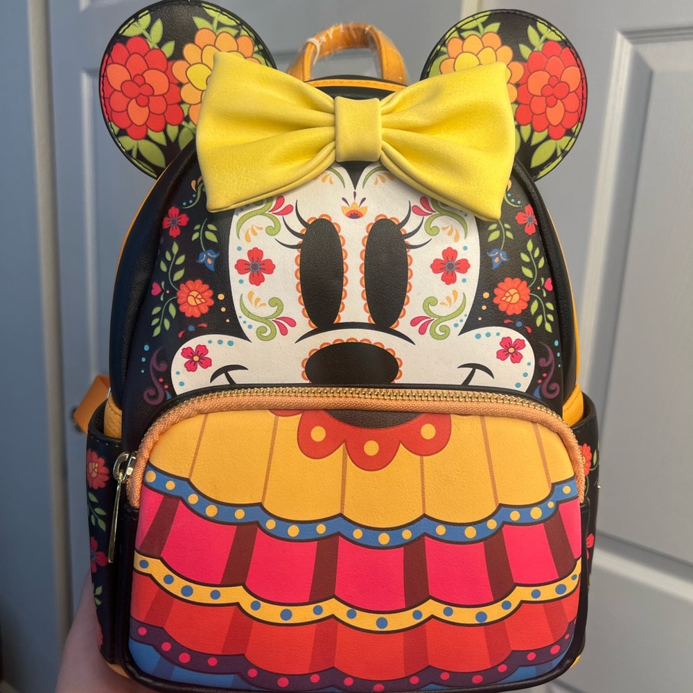 Loungefly Minnie Mouse Sugar Skull Minnie Mini-Backpack